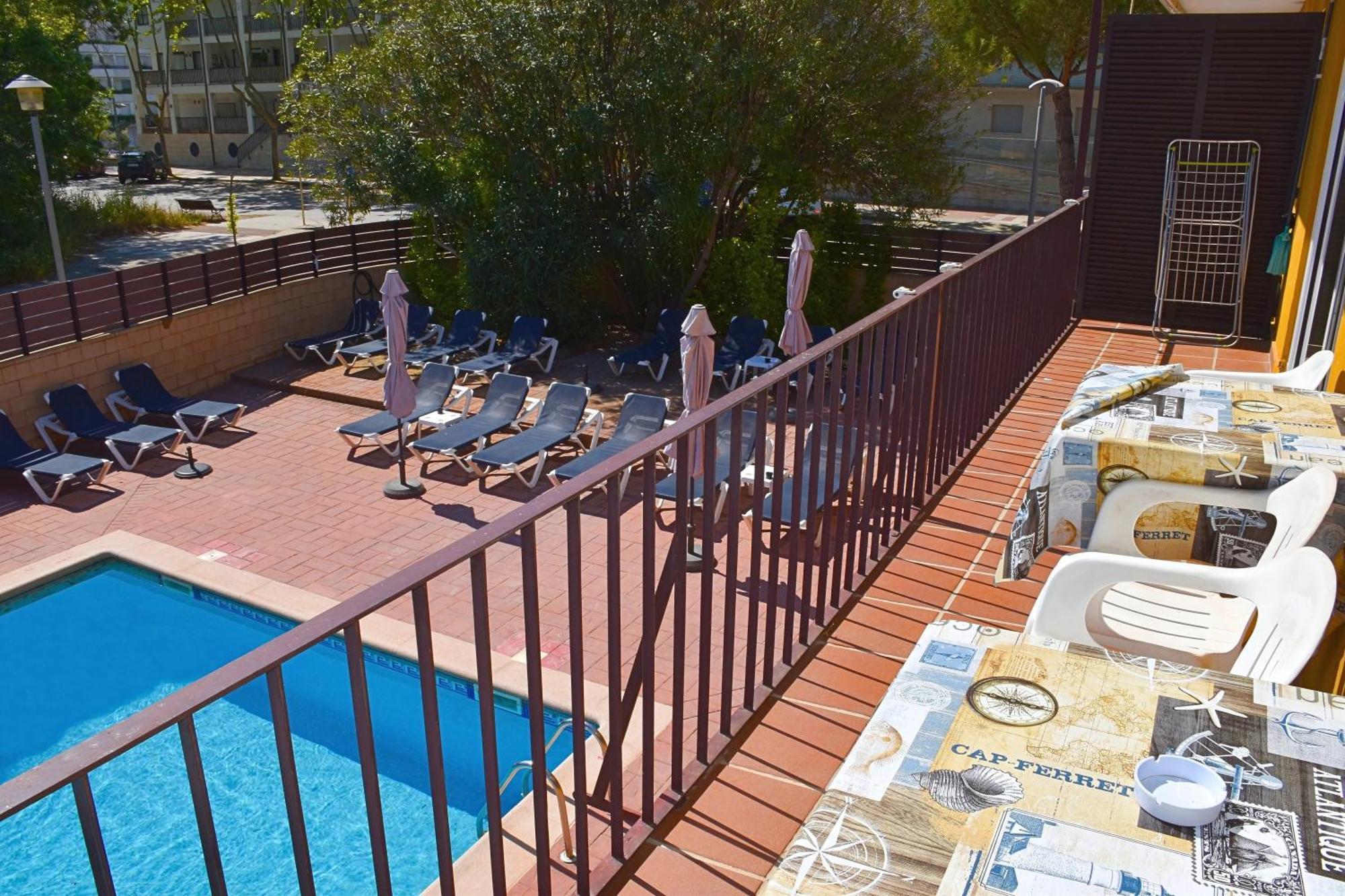 Apartamentos Les Palmeres Castell-Platja d’Aro Exterior foto