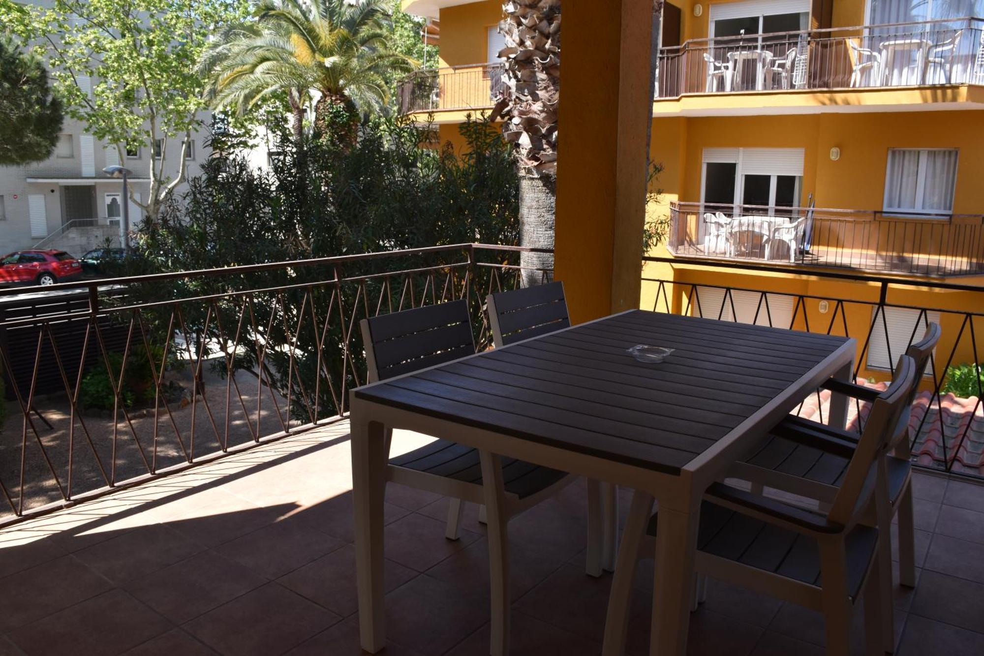 Apartamentos Les Palmeres Castell-Platja d’Aro Exterior foto