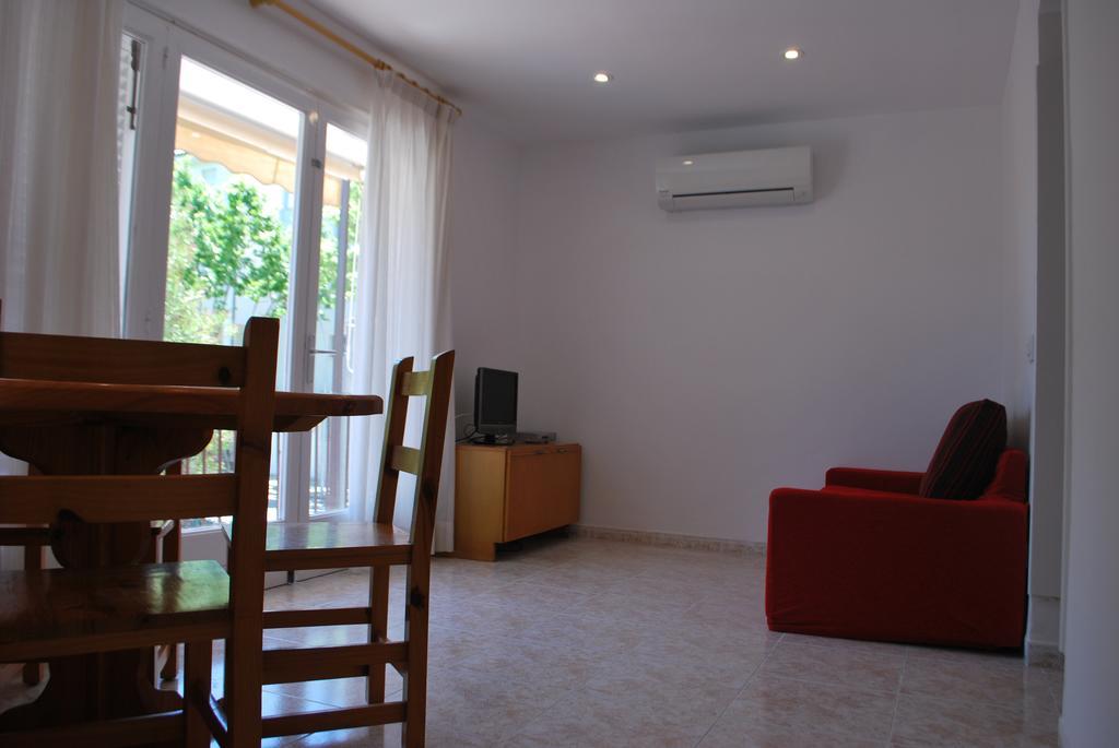 Apartamentos Les Palmeres Castell-Platja d’Aro Exterior foto